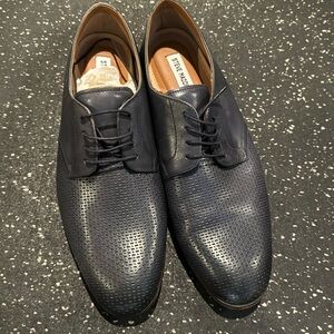 NIB Steve Madden Navy Dress Shoe Men’s 11
